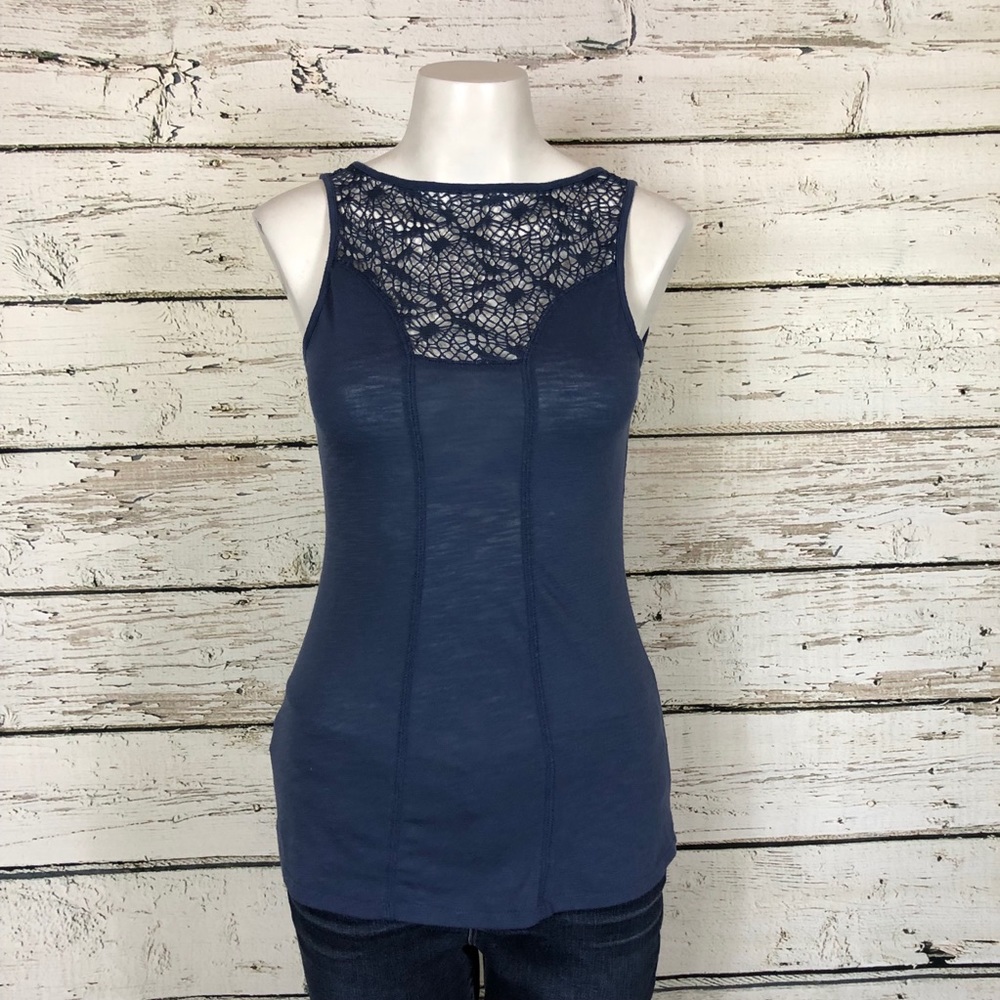 B2 Target blue lace tank top